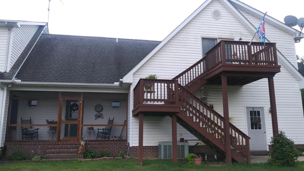 Bed and Breakfast Marvels On The Creek East New Market Esterno foto