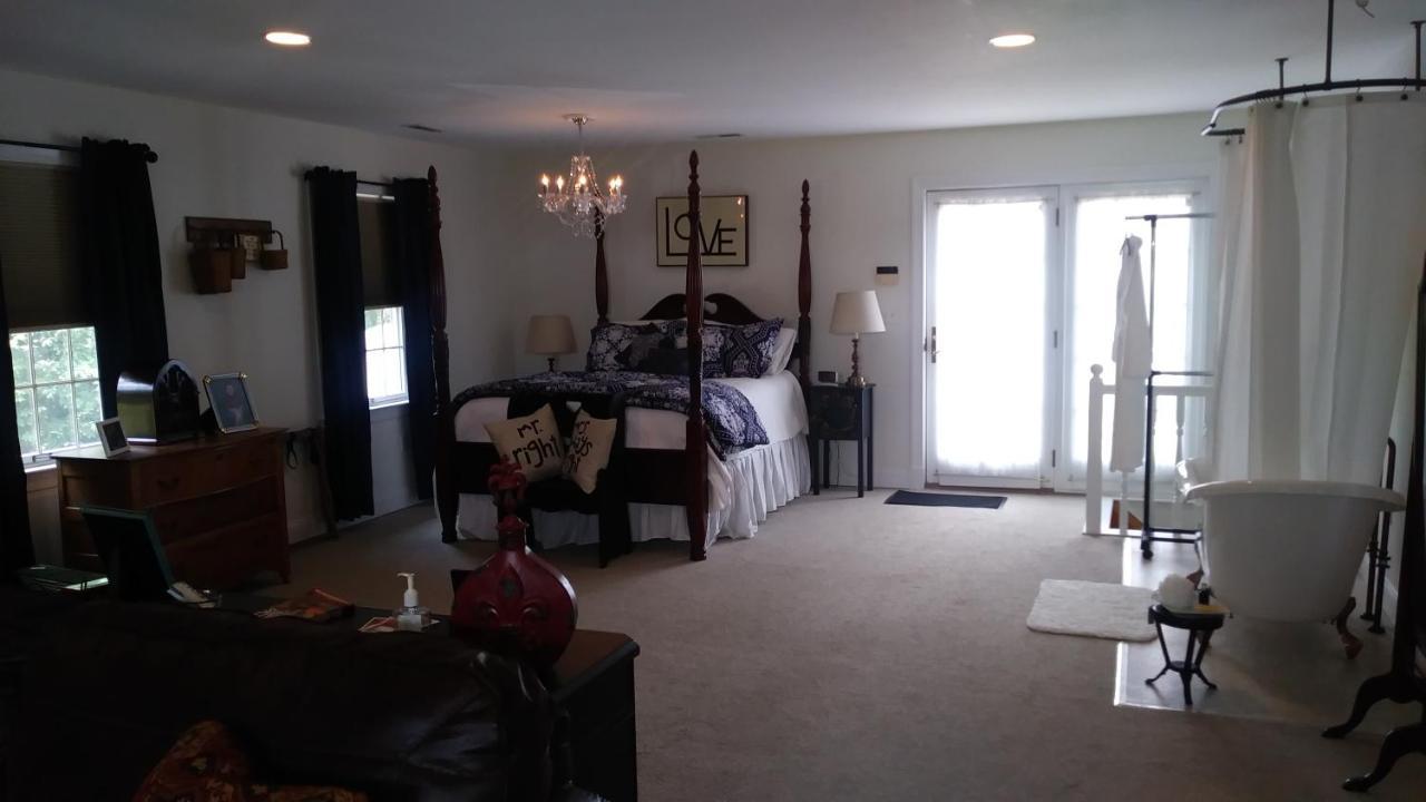 Bed and Breakfast Marvels On The Creek East New Market Esterno foto